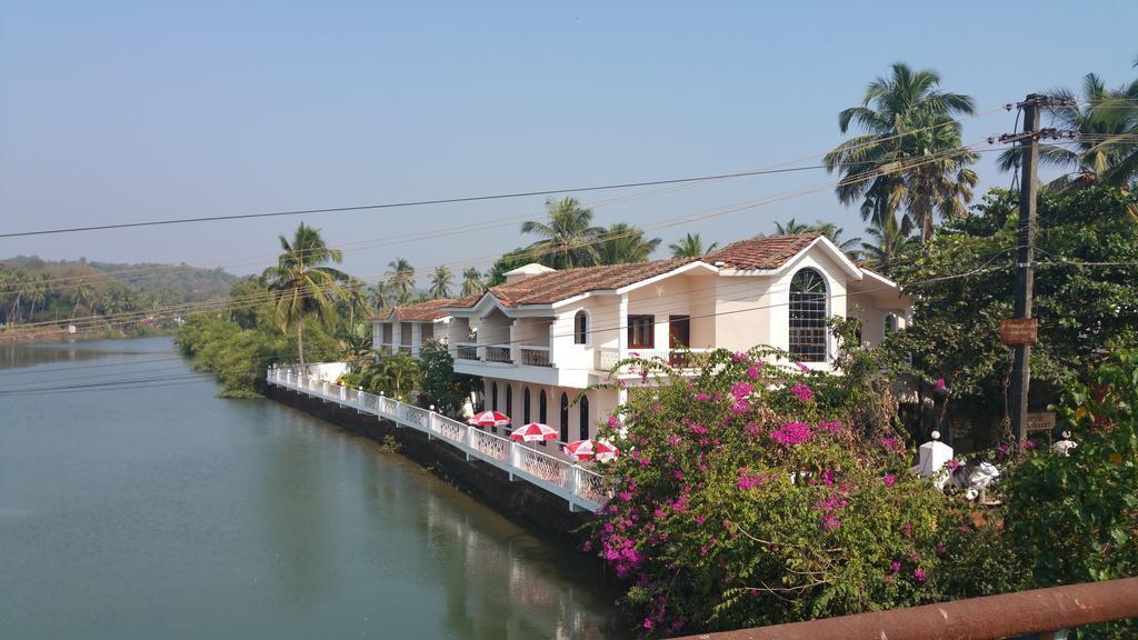 Hotel Riverside Baga Exterior foto